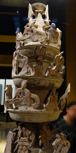 三国志展　多層灯