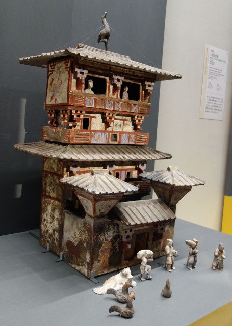 三国志展　四層穀倉楼