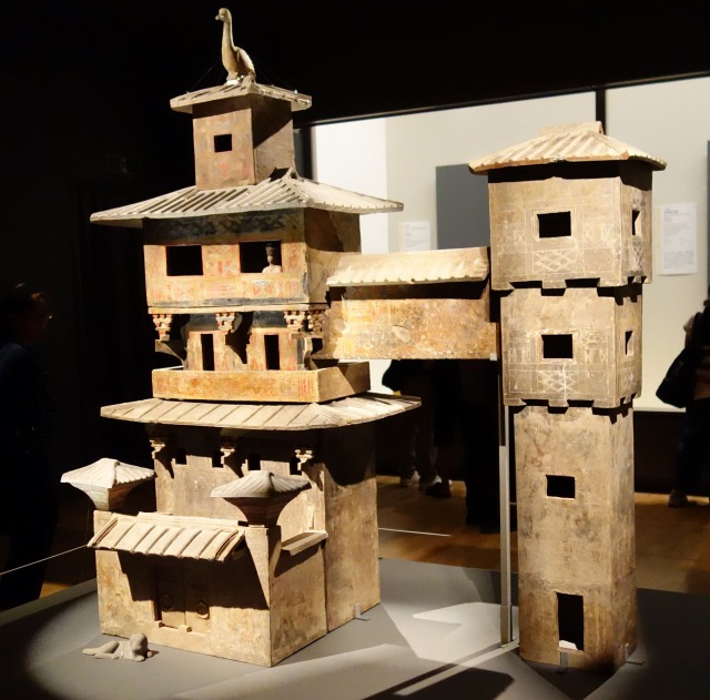 三国志展　　五層穀倉楼