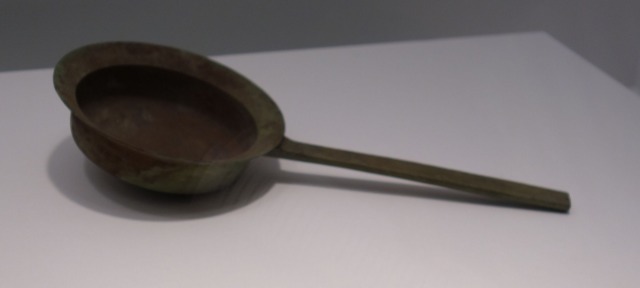 三国志展　熨斗、炭炉