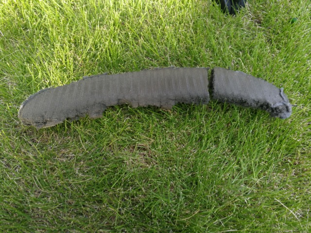 ボロボロになったバナナクッション