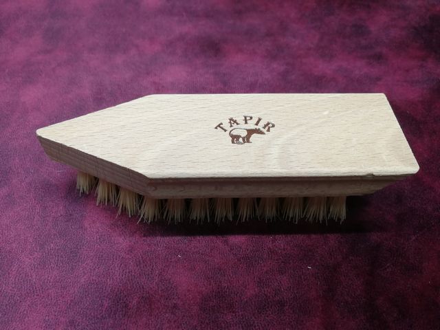 タピールの「シュムッツブラシ」