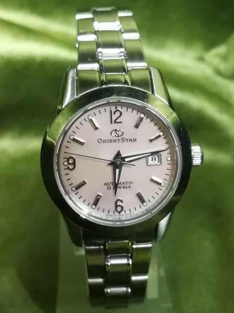 プレゼントに最適なオリエントレディース腕時計