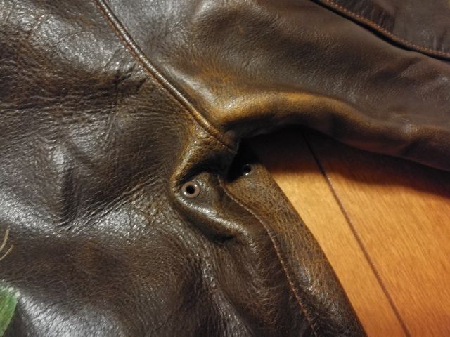 リアルマッコイズ A-2 ジャビンジャグのマスタングハイドと茶心の経年変化