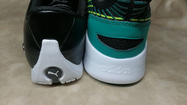 ドライビングシューズ　比較