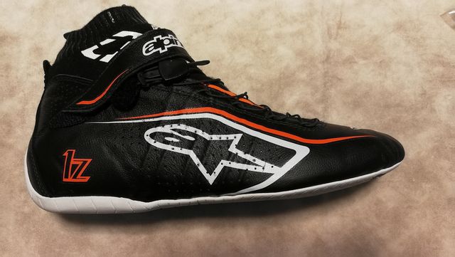 アルパインスターズ　レーシングシューズ　TECH-1 Z V2