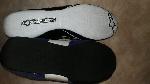 アルパインスターズ　レーシングシューズ　TECH-1 Z V2