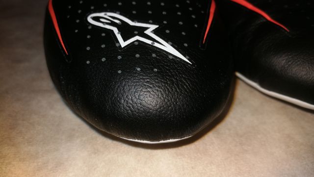 アルパインスターズ　レーシングシューズ　TECH-1 Z V2