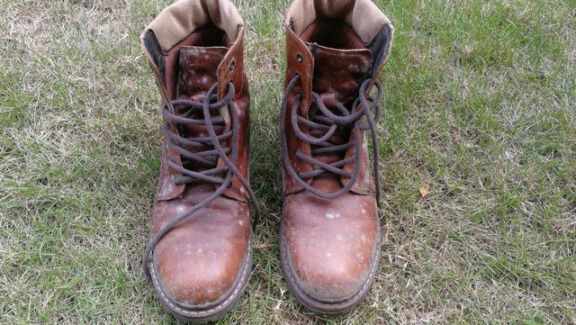 カビたブーツ